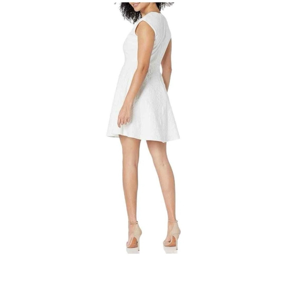 Taylor Womens Sleeveless Fit and Flare
Textured Jacquard Knit business Casual - Picture 2 of 9